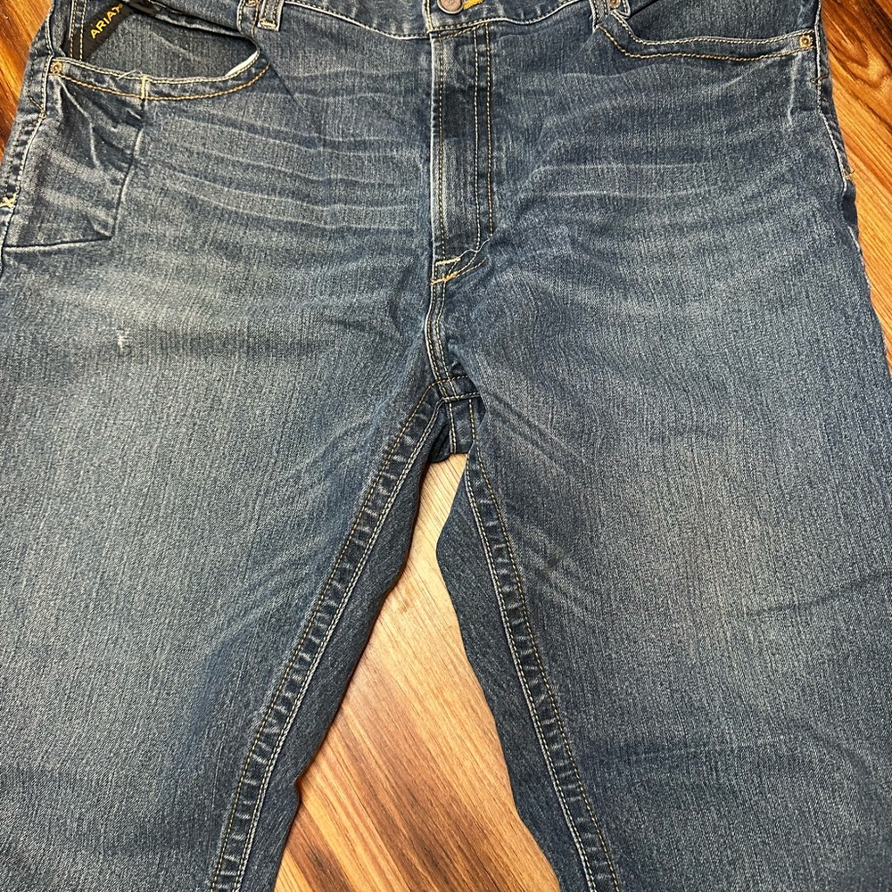 Ariat Men's Relaxed Fit Blue Jeans